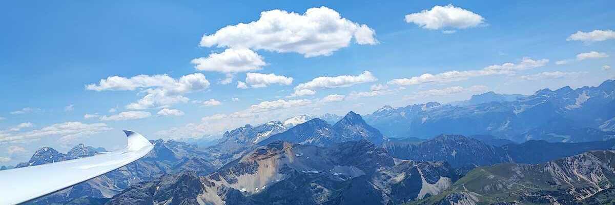 Flugwegposition um 12:01:03: Aufgenommen in der Nähe von 39030 Olang, Autonome Provinz Bozen - Südtirol, Italien in 2854 Meter